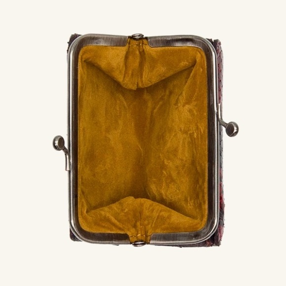 NWT Patricia Nash Astor Wallet - Red Python - Picture 4 of 8